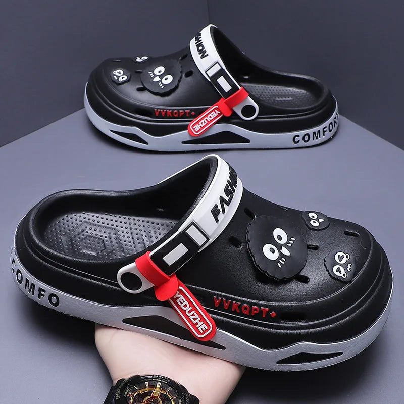 Summer new trend hole shoes outside wear cartoon fashion home home couples non-slip hole sandals beach Baotou slippers men's