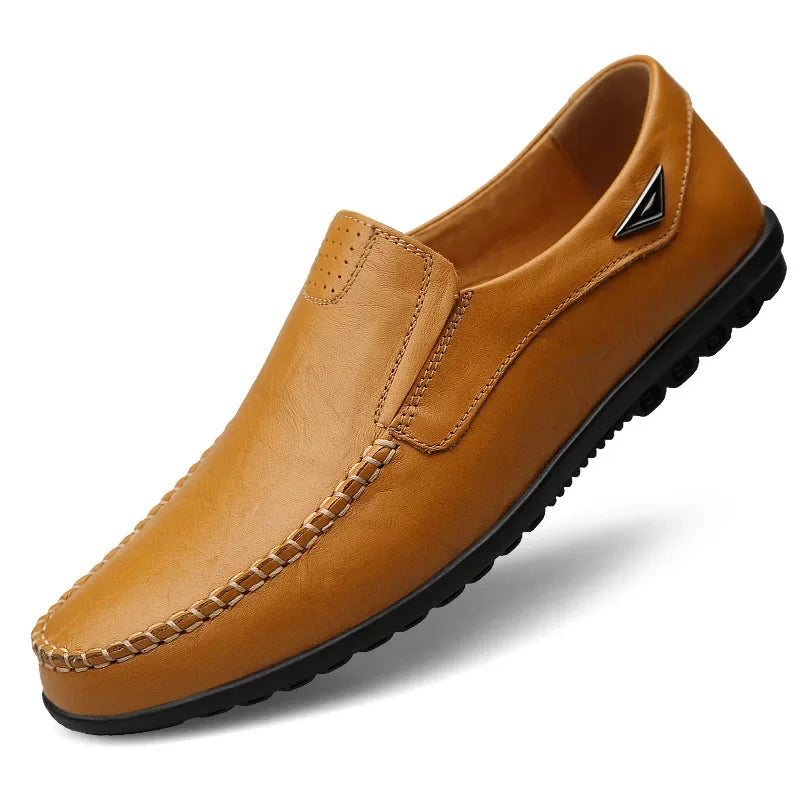 Leather Men Casual Shoes Breathable Soft Mens Loafers Italian Brand Moccasins Slip on Black Driving Shoes Plus Size 37-47