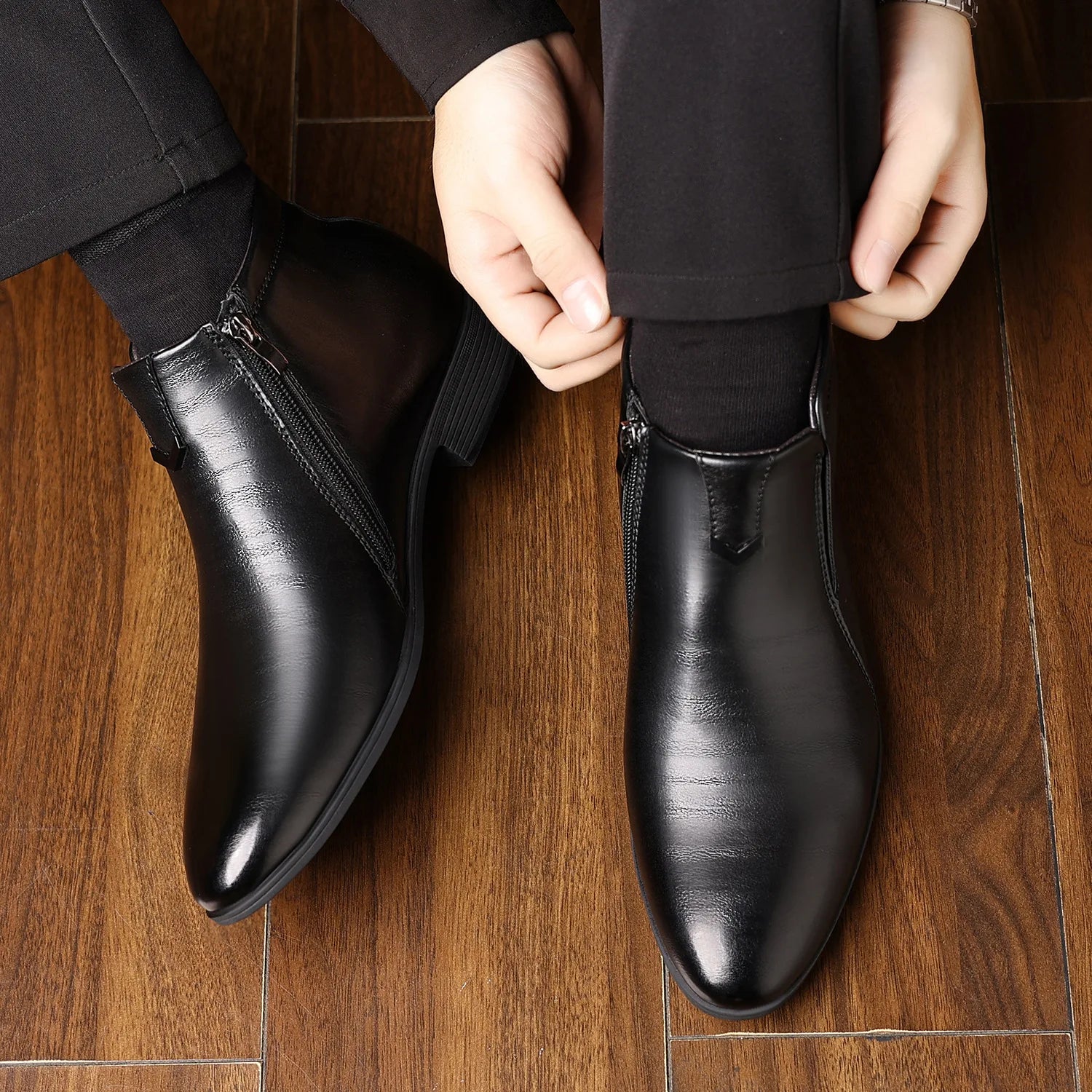 Retro Men Ankle Boots Luxury High-top Men Leather Shoes High Quality Non-Slip Motorcycle Boots Fashion Zipper Men Boots Big Size - Sun Studio