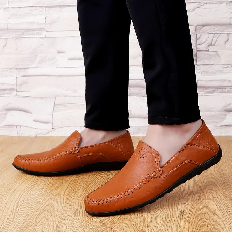 Genuine Leather Men Casual Shoes Luxury Brand Designer Men Loafers Moccasins Breathable Slip on Male Boat Shoes Plus Size 37-47