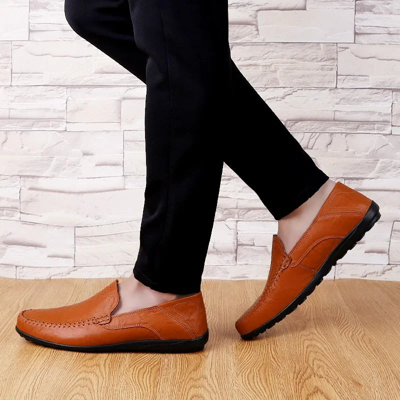 Genuine Leather Men Casual Shoes Luxury Brand Designer Men Loafers Moccasins Breathable Slip on Male Boat Shoes Plus Size 37-47