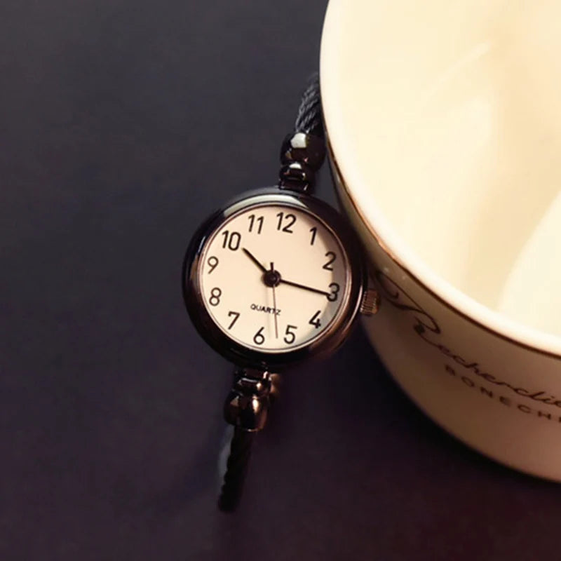 YIKAZE Women Bracelet Watch Retro Gold Bangle Women Watches Stainless Steel Retro Ladies Quartz Wristwatch Clock Dress Watch