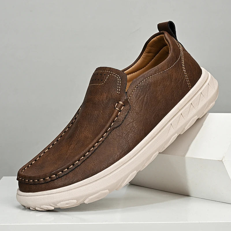 New Men's Casual Shoes Fashion Comfortable Men's Shoes High Quality Leather Men Driving Shoes Handmade Flat Shoes Men Sneakers - Sun Studio