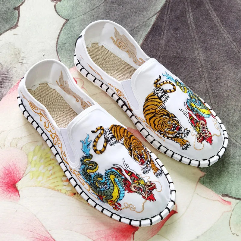 Classic Chinese Embroidered Men's Flats Shoes Slip on Casual Canvas Shoes Black Comfortable Loafers Flats Men mocasines hombre - Sun Studio