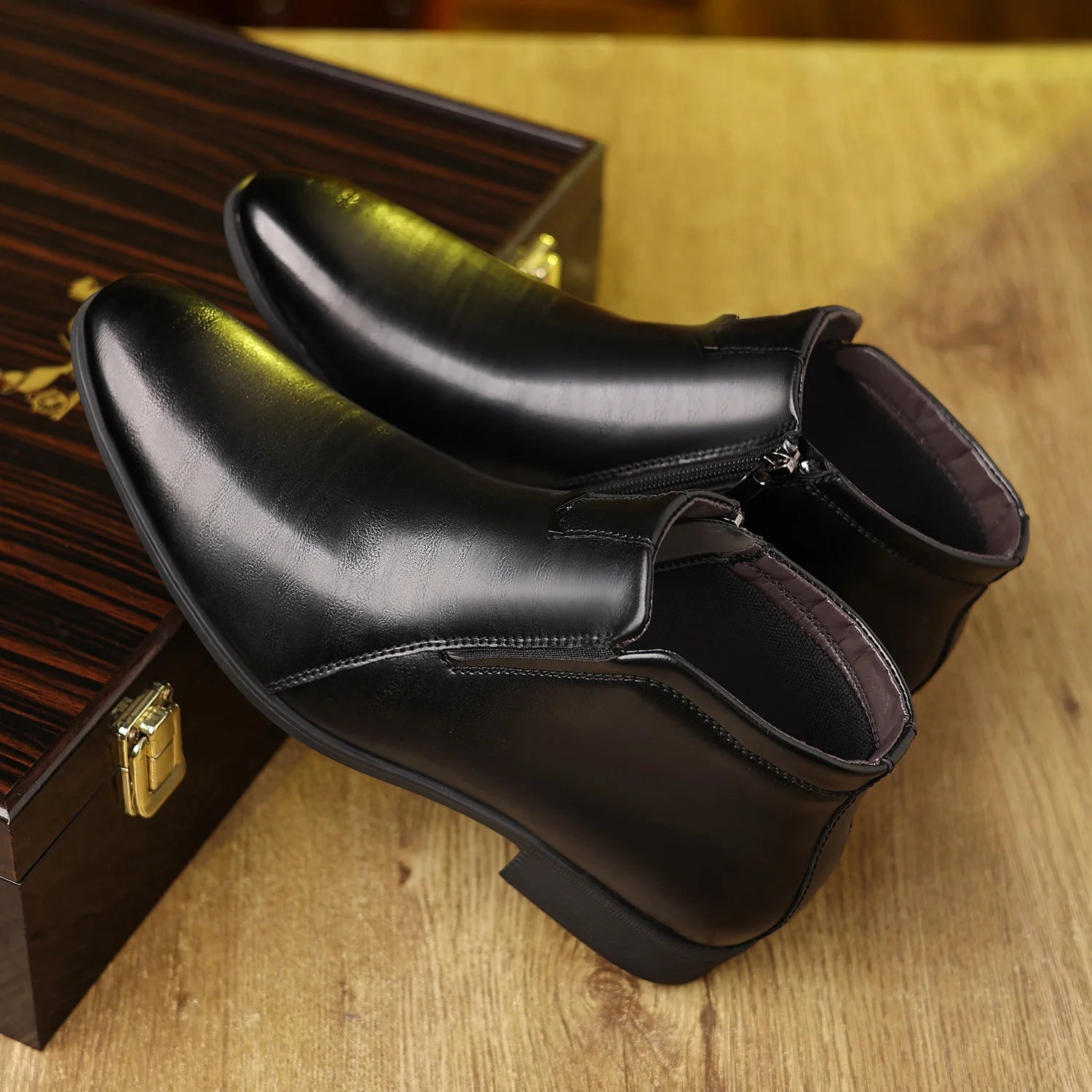 Retro Men Ankle Boots Luxury High-top Men Leather Shoes High Quality Non-Slip Motorcycle Boots Fashion Zipper Men Boots Big Size - Sun Studio