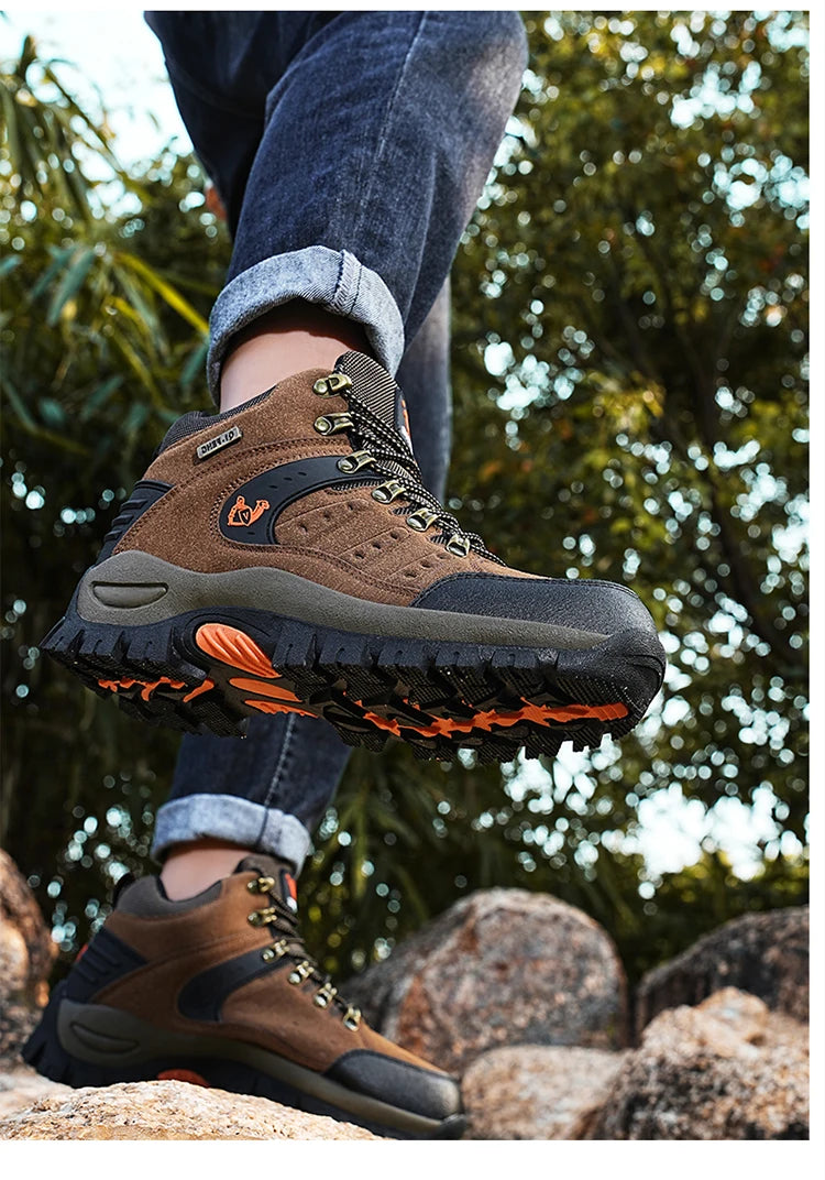 New Couples Outdoor Mountain Desert Climbing shoes Men Women Ankle Hiking Boots Fashion Classic Trekking Footwear - Sun Studio