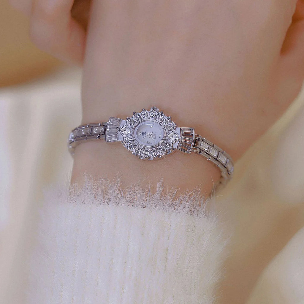 Luxury Watches For Women High Quality Diamond Dial Oval Quartz Ladies Watch Elegant Retro Rhinestone Bracelet Female Wristwatch - Sun Studio