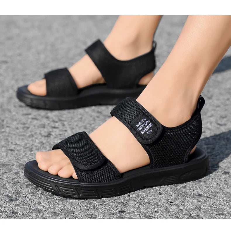 A Pair of New Summer Fashionable Wear-Resistant Casual Shoes, Wear-Resistant Sports Beach Shoes - Sun Studio