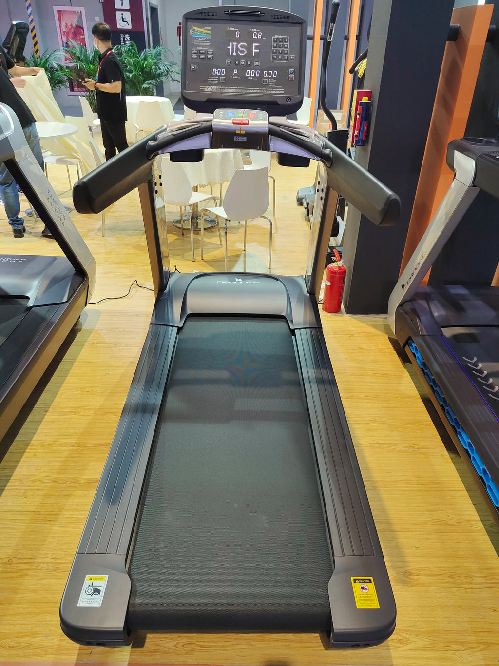 Motorized Treadmill/XG-V9PLUS Commercial Motorized Treadmill/Gym Equipment - Sun Studio