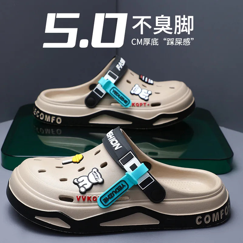 Summer new trend hole shoes outside wear cartoon fashion home home couples non-slip hole sandals beach Baotou slippers men's