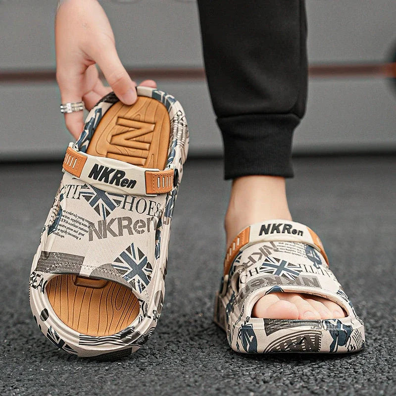 Soft Men's Shoe Eva Outdoor Sabot Male Slipper Fun Designer Luxury Low Price 2025 Fashion Comfortable High Quality Pvc Slides