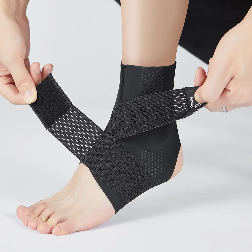 Veidoorn Premium Adjustable Ankle Support Brace with Silicone Pad Massage Point Sport Fitness Ankle Brace Foot Protection - Sun Studio