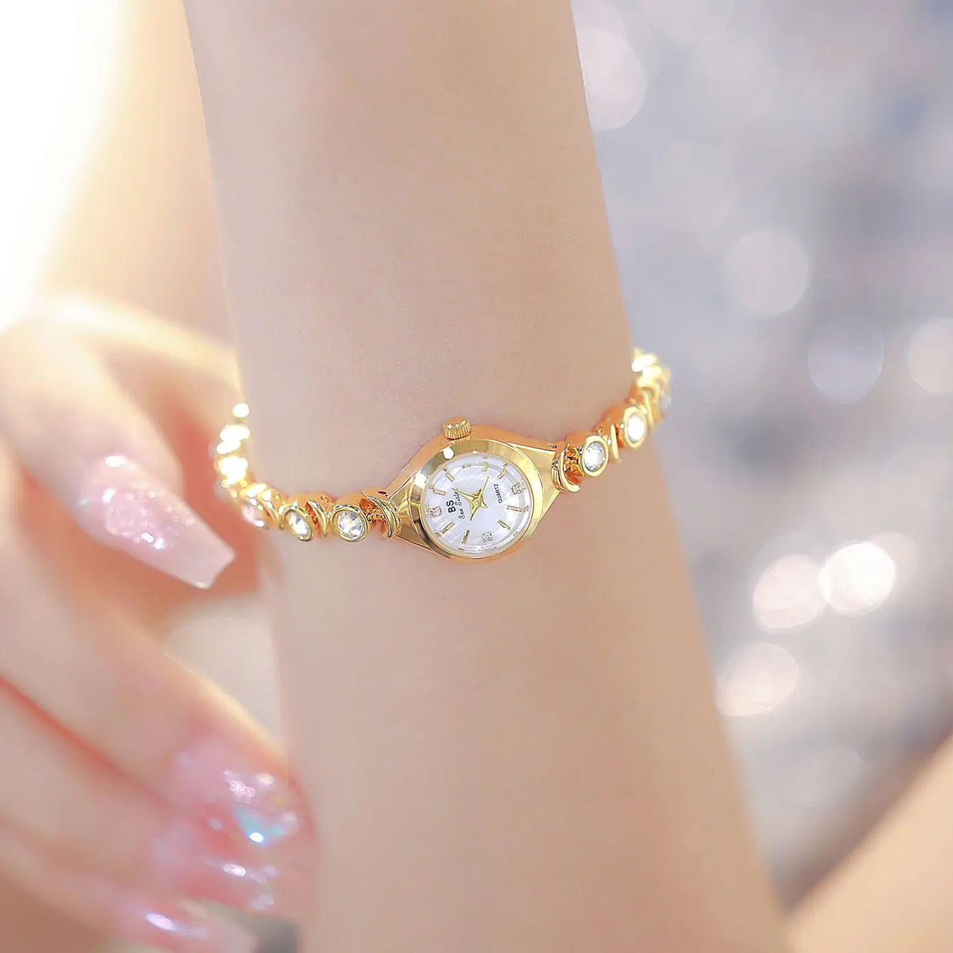 BS Women's Chain Watch Light Luxury Brand Star Moon Zircon Waterproof Ladies Fashion Bracelet Watches Accessories Gift - Sun Studio
