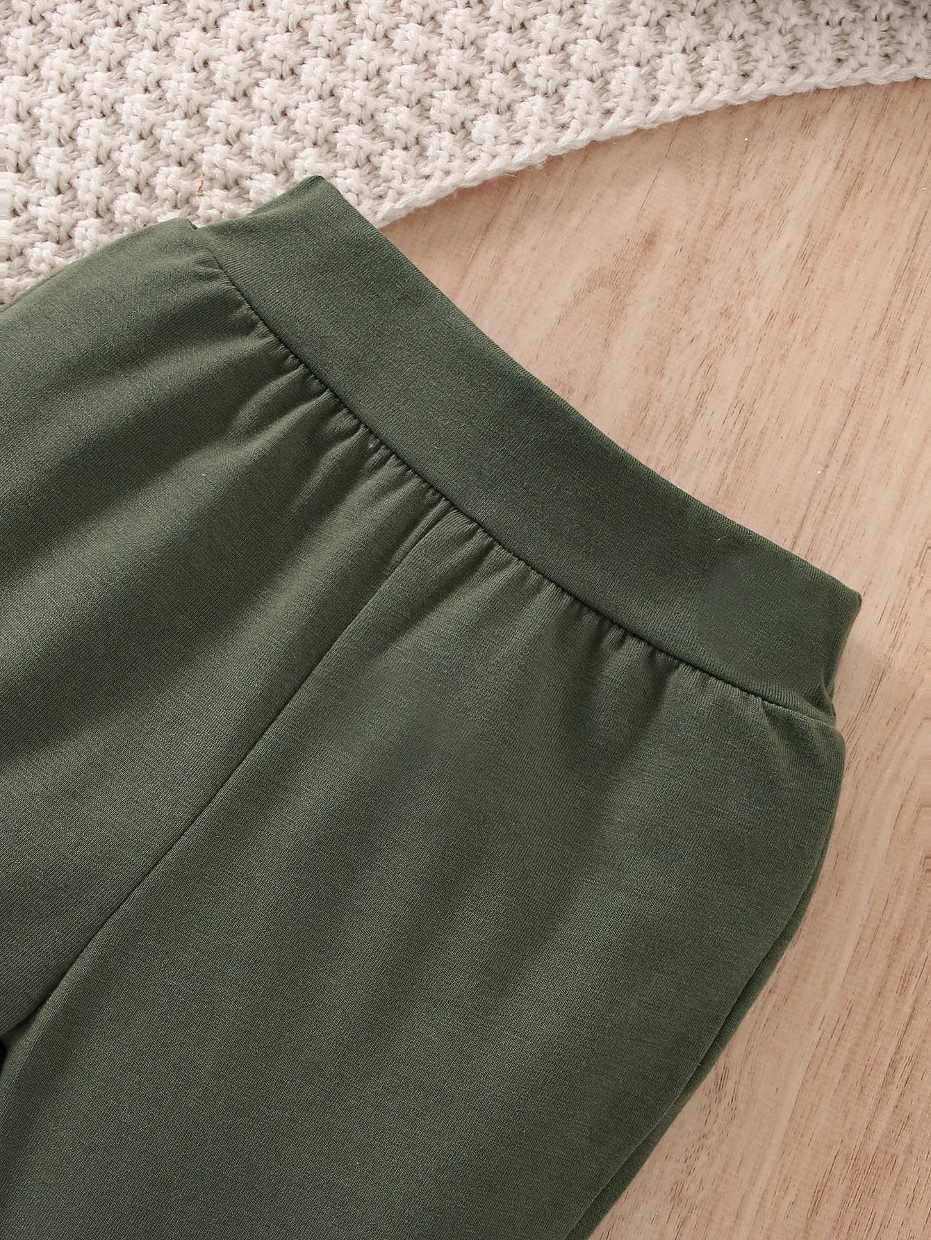 Spring and Autumn Two-Piece Baby Boy Sports Leisure Comfortable Dinosaur Pattern Long Sleeve Top Army Green Pants Suit - Sun Studio