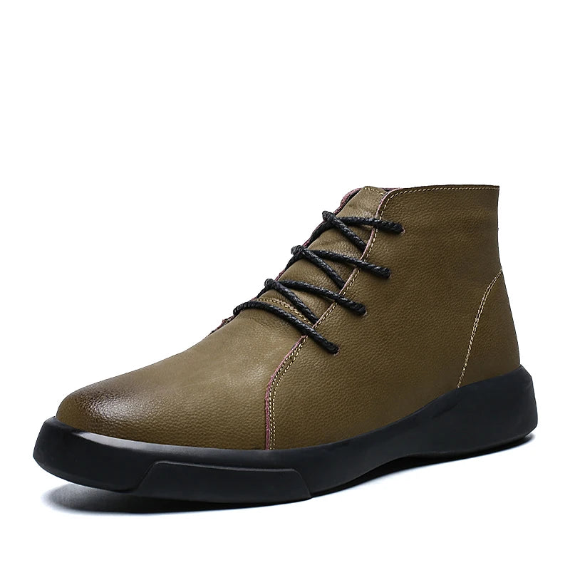 100% cowhide New large-sized men's boots Fashionable casual thick-soled breathable men's shoes Outdoor sports Chelsea boots