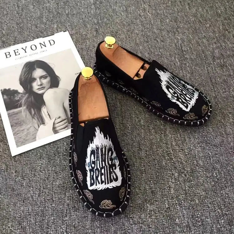 Old Beijing Cloth Shoes Embroidery Flower Social Guy Male Moccasin-Gommino Student Casual Shoes Fashion National Chinese Style - Sun Studio