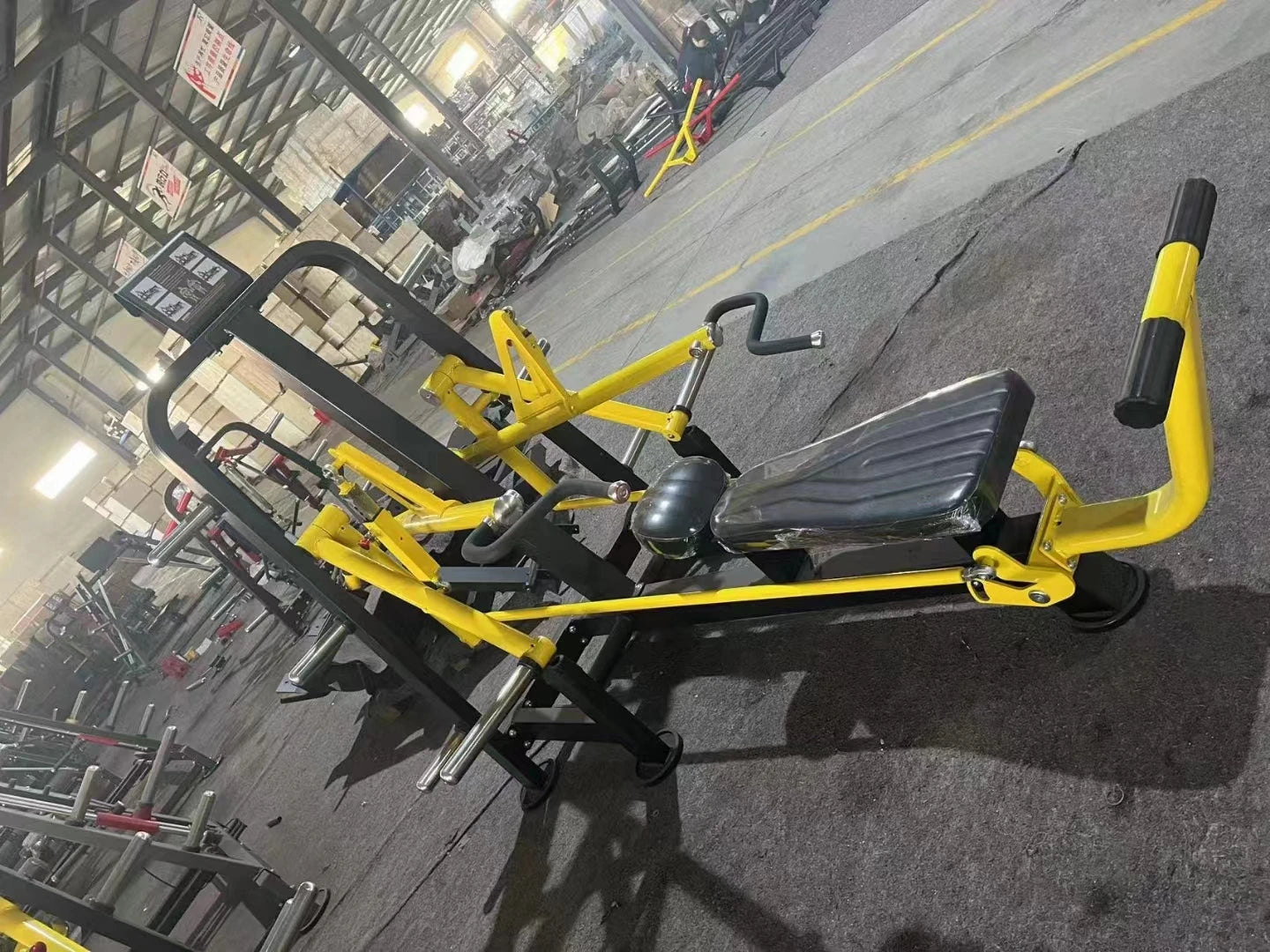 Gym strength equipment Chest pushing and high back training  and lying posture device commercial multi-functional leg flexion - Sun Studio