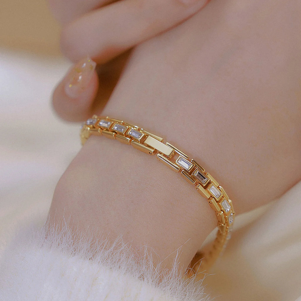 Luxury Watches For Women High Quality Diamond Dial Oval Quartz Ladies Watch Elegant Retro Rhinestone Bracelet Female Wristwatch - Sun Studio