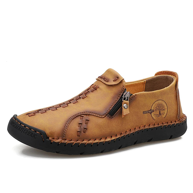 100% cowhide New large-sized men's boots Fashionable casual thick-soled breathable men's shoes Outdoor sports Chelsea boots