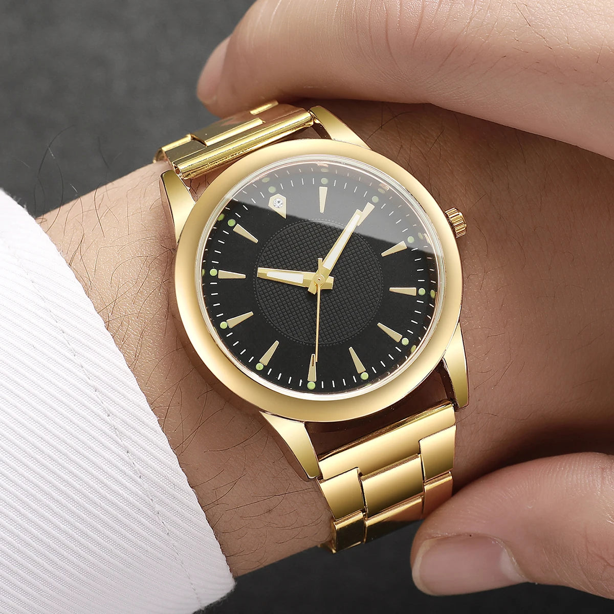 2PCS Couple's Watches Men Business Watch Fashion Analog Women Quartz Watch (Without Box) - Sun Studio