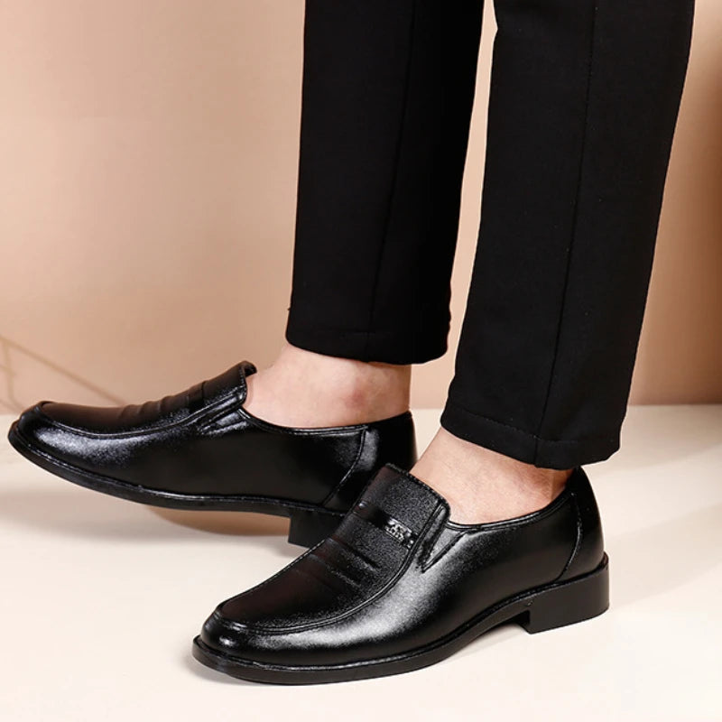 2024 New Leather Shoes for Men High Quality Business Men Dress Shoes comfortable Flats Oxford Breathable Men Party Wedding Shoes - Sun Studio