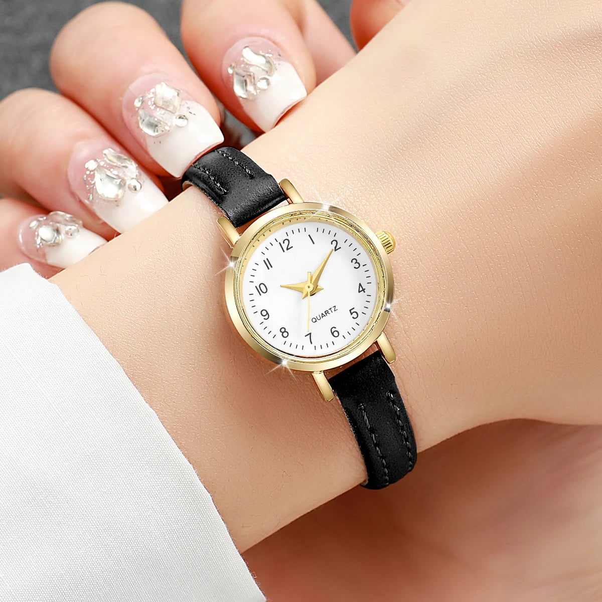 Fashion  Small Dial Women's Quartz Watch Ladies Leather Strap Wrist Watches Reloj Mujer（Without Box） - Sun Studio