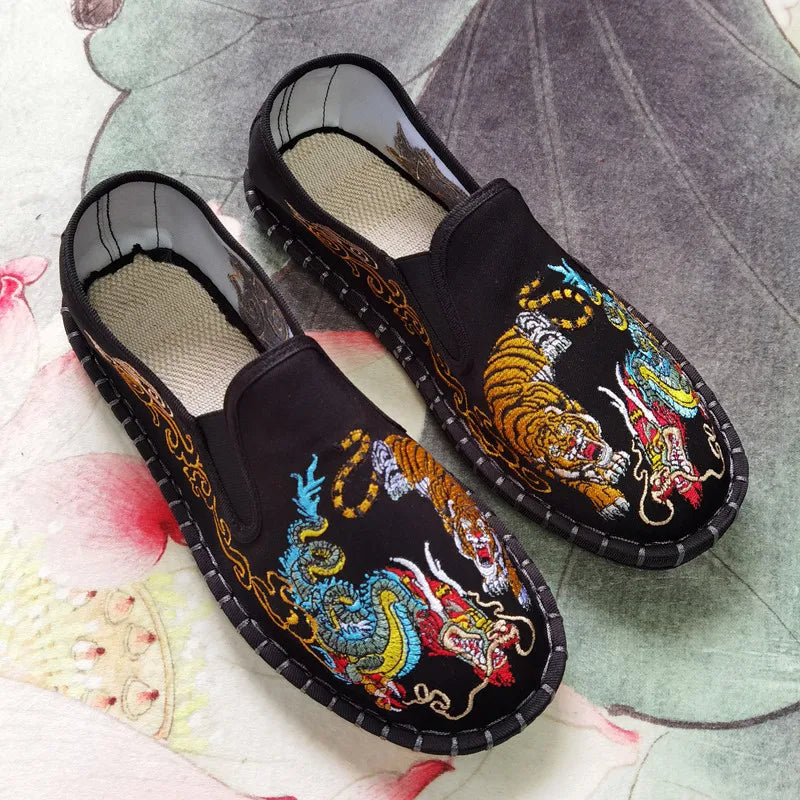 Classic Chinese Embroidered Men's Flats Shoes Slip on Casual Canvas Shoes Black Comfortable Loafers Flats Men mocasines hombre - Sun Studio