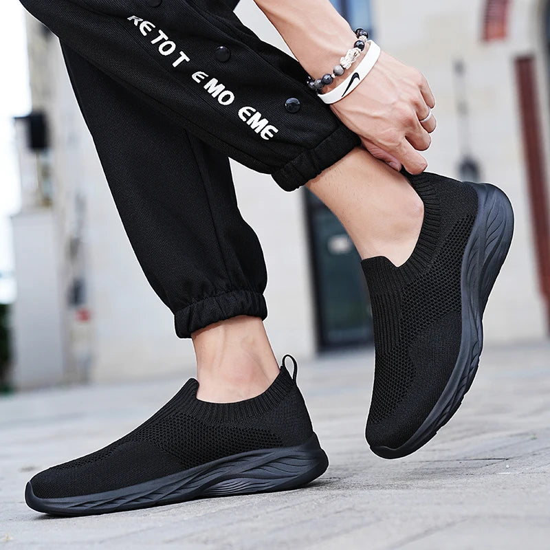 Men Casual Shoes Breathable Sneakers Men Lightweight Walking Running Shoes for Couple Slip on Loafers Zapatillas Hombre Size 48