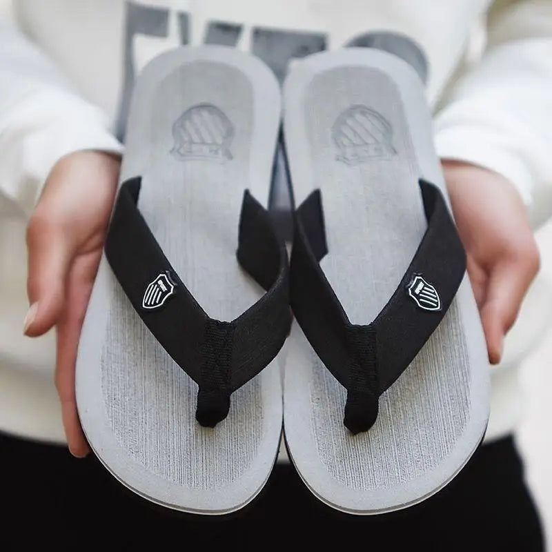 Summer Slippers Men Flip Flops Beach Sandals Non-Slip Casual Flat Shoes 2023 Slippers Indoor House Shoes For Men Outdoor Slides - Sun Studio