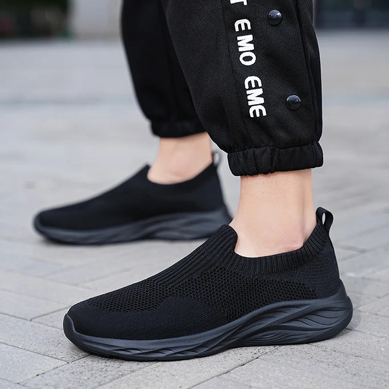 Men Casual Shoes Breathable Sneakers Men Lightweight Walking Running Shoes for Couple Slip on Loafers Zapatillas Hombre Size 48