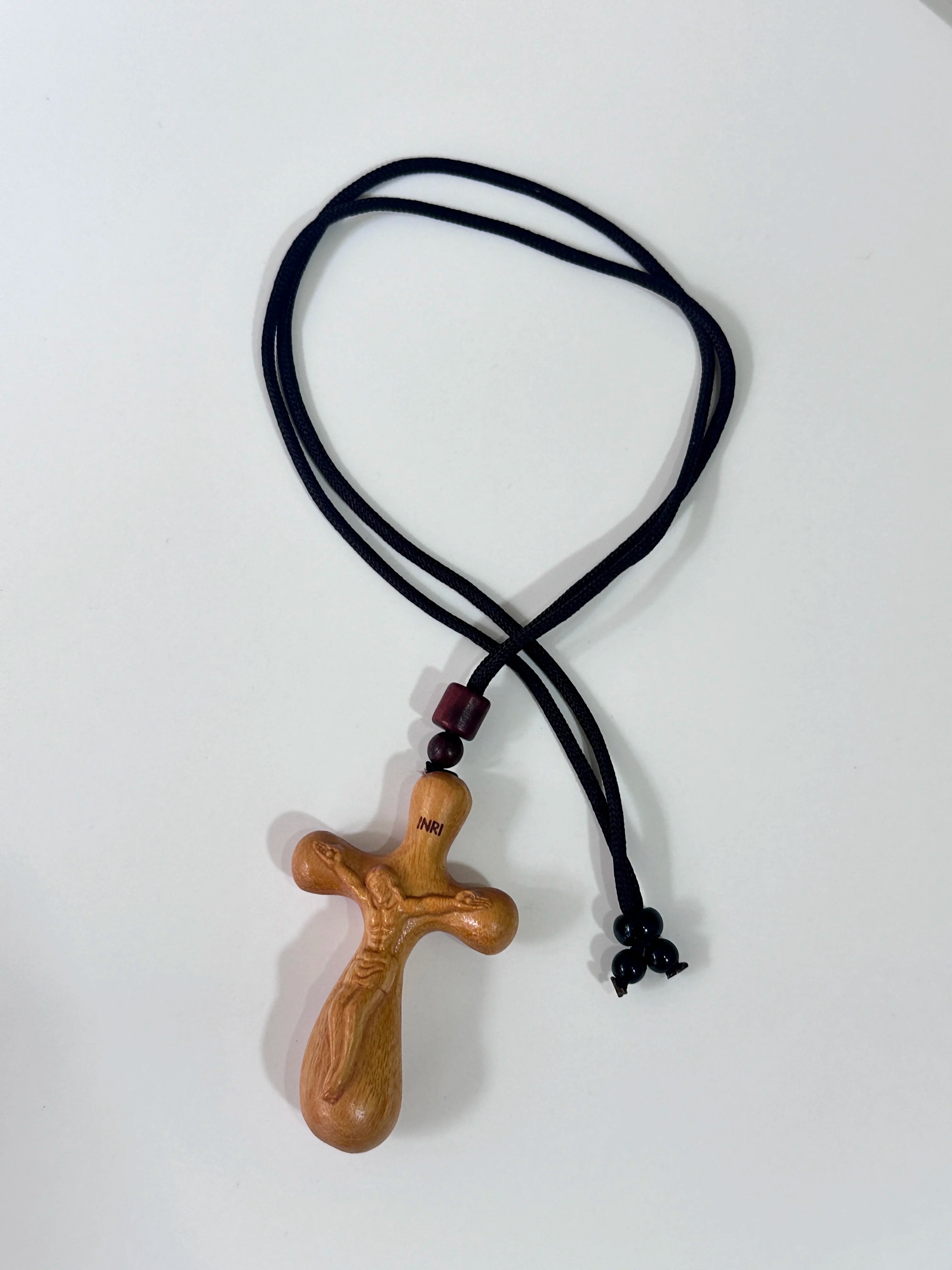 High-End Wooden Car Pendant, Creative Water Drop Shaped Cross Design, Handcrafted Real Wood Ornament for Vehicles & Home Decor - Sun Studio